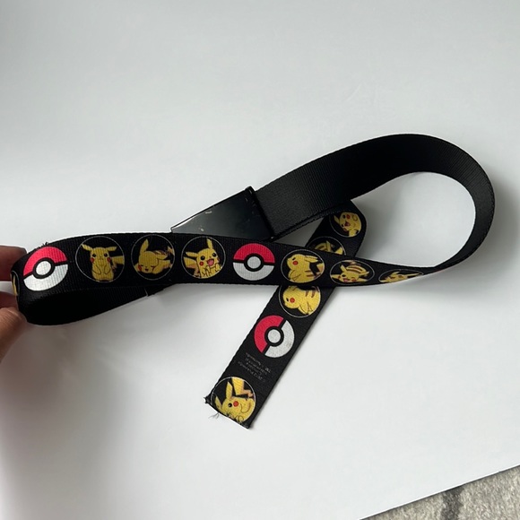 Pokemon Other - ⚡️Pokémon company Nintendo TM - clamp belt with pikachu